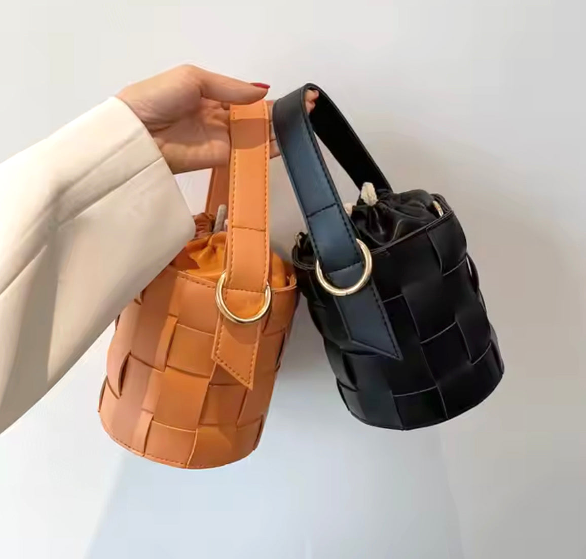 The Basket - Tan